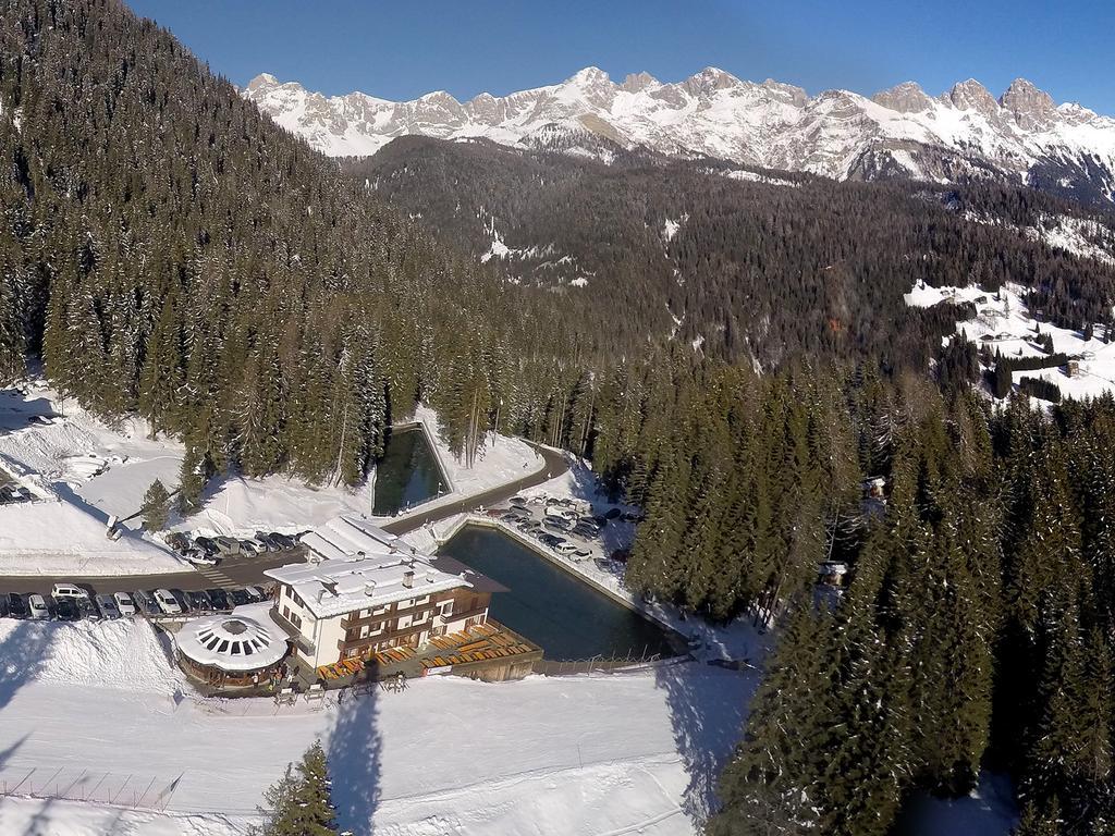 Hotel Pensione Dolomiti Falcade Esterno foto