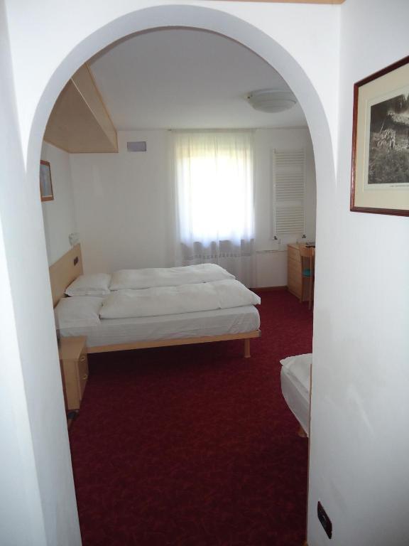 Hotel Pensione Dolomiti Falcade Camera foto