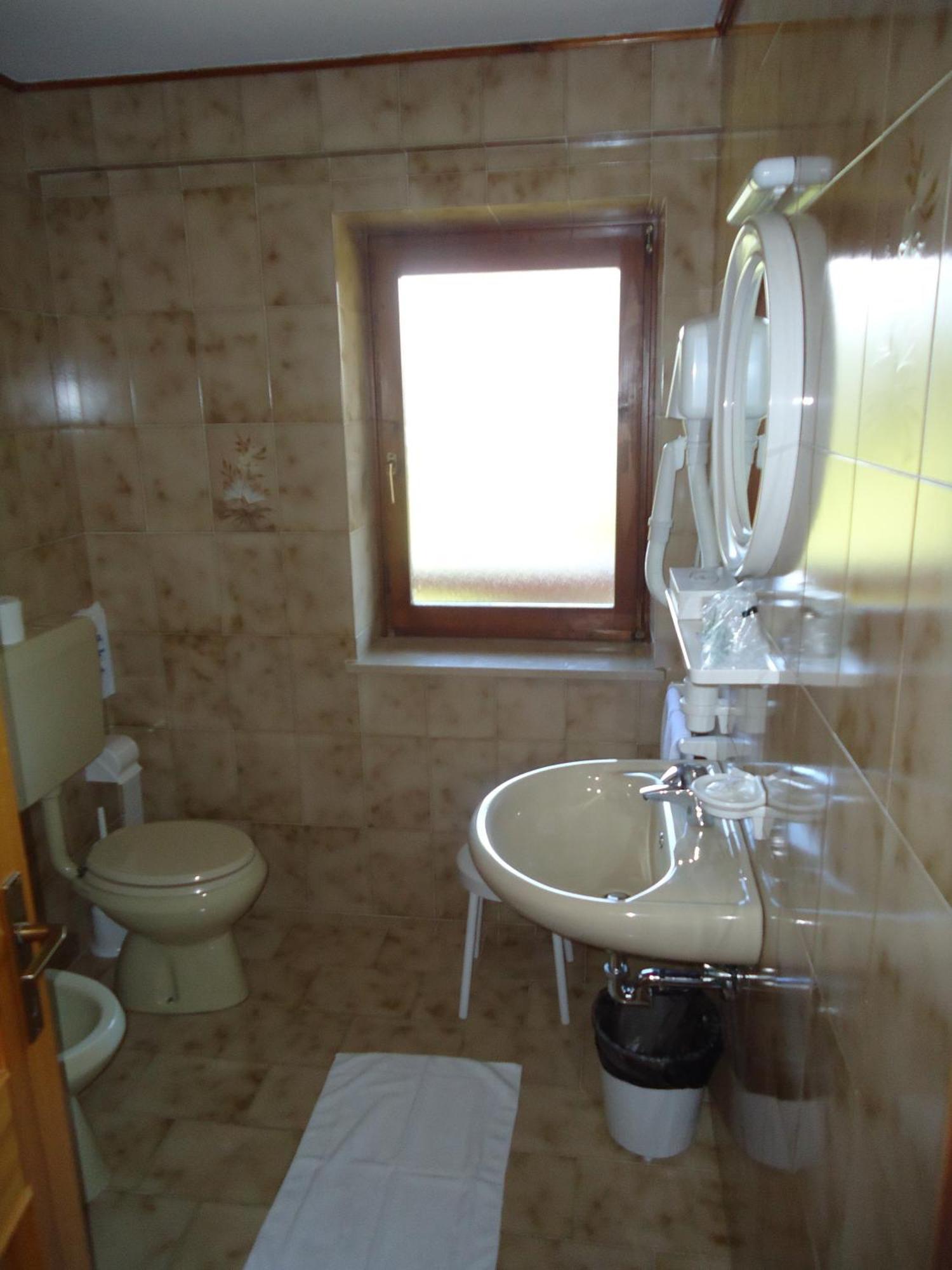 Hotel Pensione Dolomiti Falcade Esterno foto